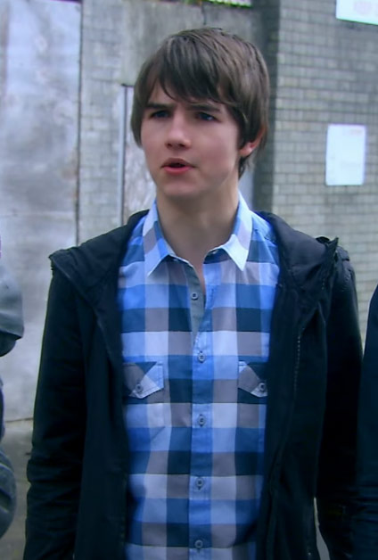 Read more about the article How tall is Tommy Knight’s Height