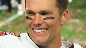 Read more about the article How Tall is Tom Brady, the Greatest NFL Quarterback of All Time?